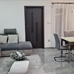 Vendeghaz فيلة نوسفاج