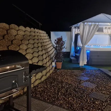 ヴィラ Vendeghaz ノスヴァイ