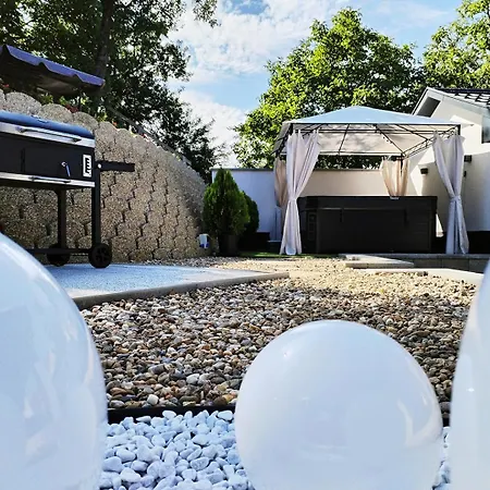 Vendeghaz Villa