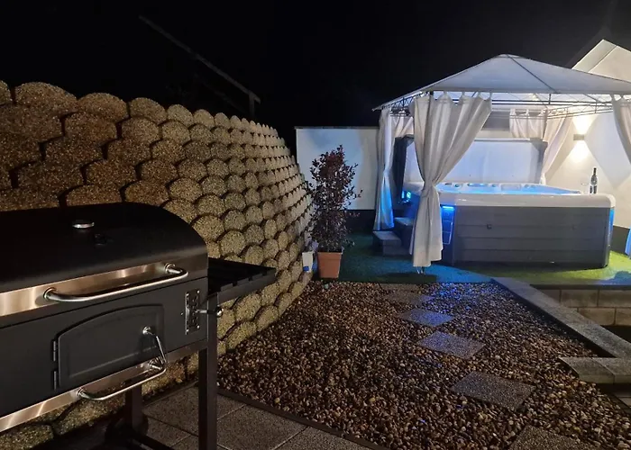 ヴィラ Vendeghaz ノスヴァイ